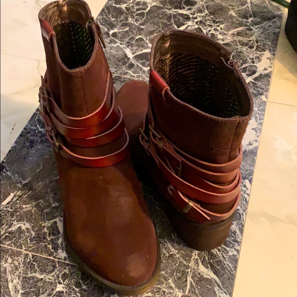 Brown ankle boots